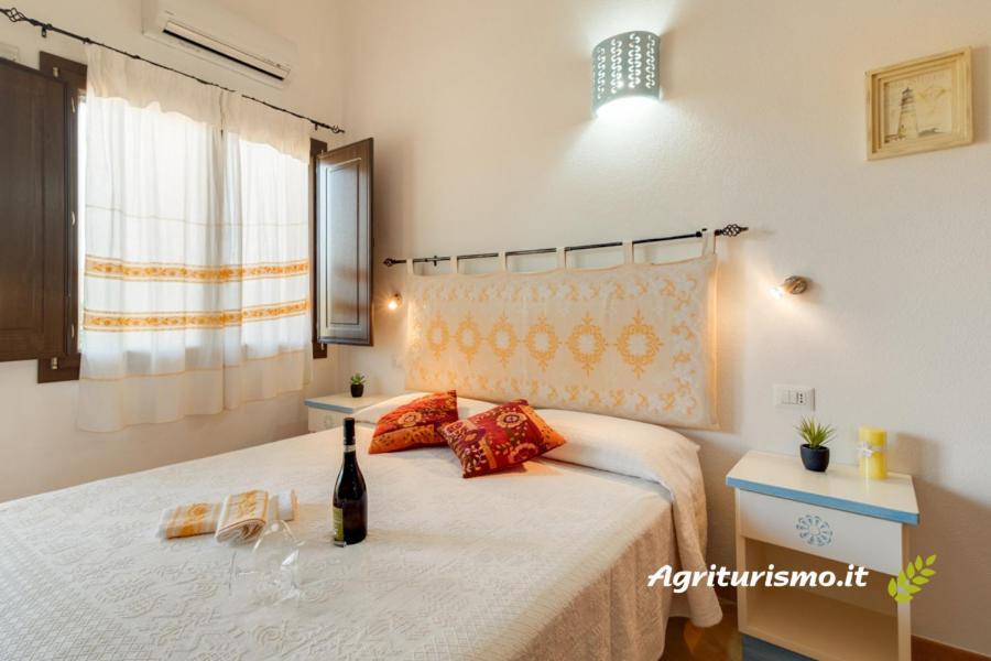 Agriturismo Campesi Casale Tra Le Vigne Aglientu Εξωτερικό φωτογραφία