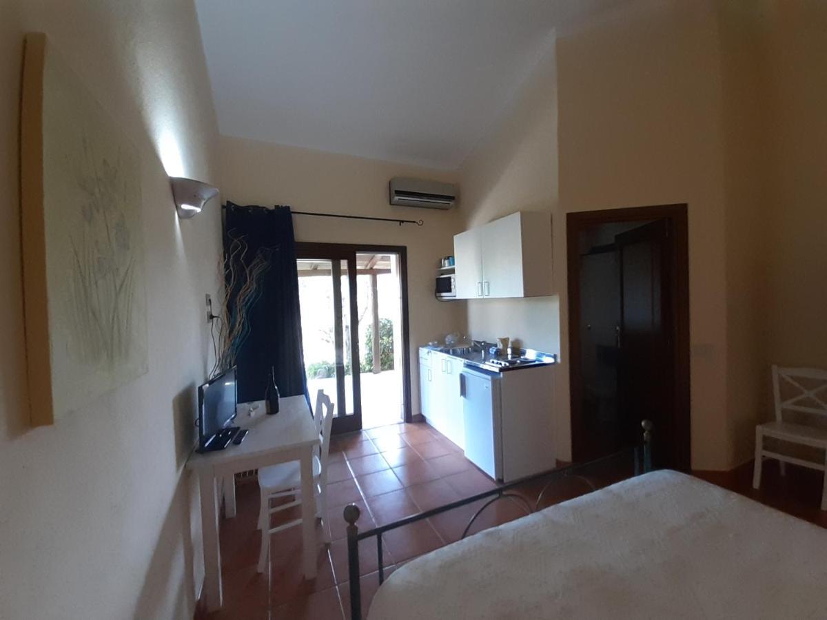 Agriturismo Campesi Casale Tra Le Vigne Aglientu Εξωτερικό φωτογραφία