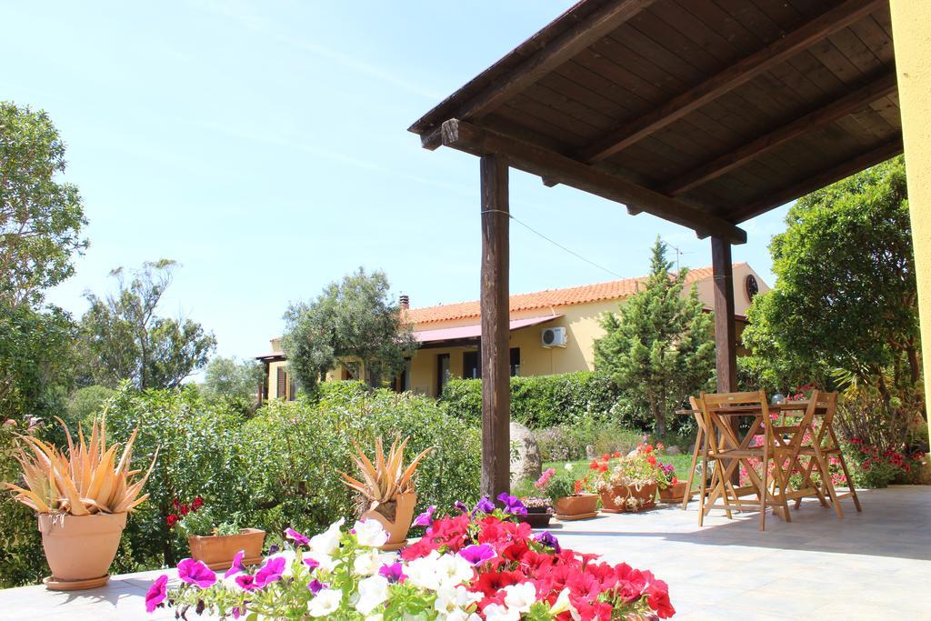 Agriturismo Campesi Casale Tra Le Vigne Aglientu Εξωτερικό φωτογραφία