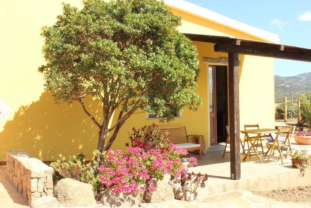 Agriturismo Campesi Casale Tra Le Vigne Aglientu Εξωτερικό φωτογραφία