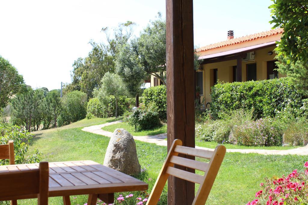 Agriturismo Campesi Casale Tra Le Vigne Aglientu Εξωτερικό φωτογραφία