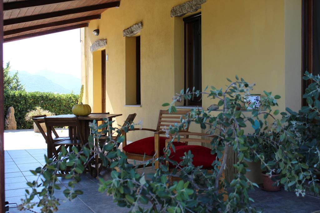 Agriturismo Campesi Casale Tra Le Vigne Aglientu Εξωτερικό φωτογραφία